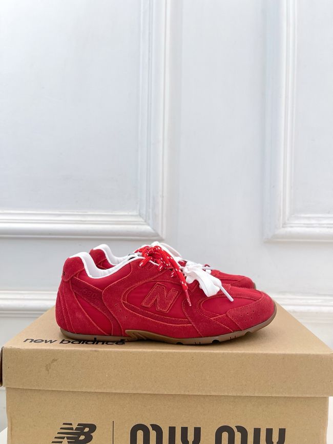Miu Miu New Balance Tech Sneakers 5E165E-2 Miu Miu New Balance Tech Sneakers 5E165E-2