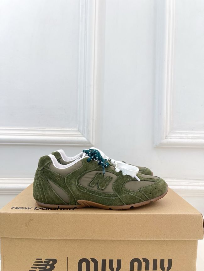 Miu Miu New Balance Tech Sneakers 5E165E-3 Miu Miu New Balance Tech Sneakers 5E165E-3