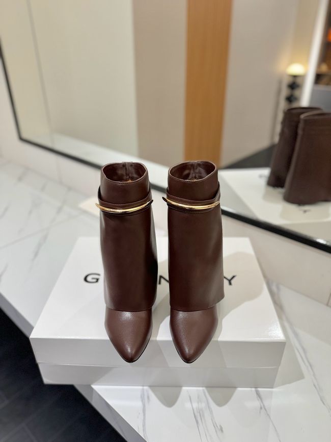 Givenchy Mid-Calf Boots Shiny Calfskin high heels 8.5CM 65260-1 Givenchy Mid-Calf Boots Shiny Calfskin high heels 8.5CM 65260-1