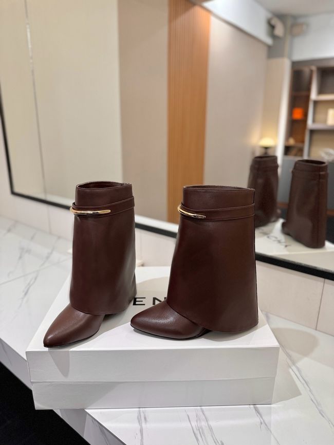 Givenchy Mid-Calf Boots Shiny Calfskin high heels 8.5CM 65260-1 Givenchy Mid-Calf Boots Shiny Calfskin high heels 8.5CM 65260-1