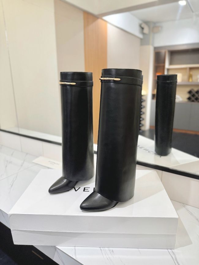 Givenchy High Boots Shiny Calfskin high heels 8.5CM 65261-3 Givenchy High Boots Shiny Calfskin high heels 8.5CM 65261-3