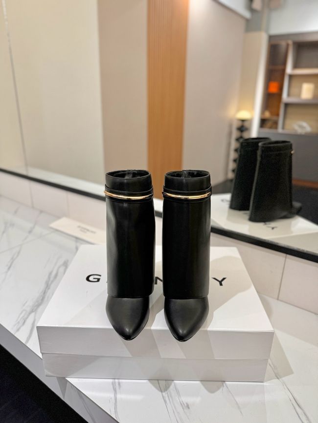 Givenchy Mid-Calf Boots Shiny Calfskin high heels 8.5CM 65260-2 Givenchy Mid-Calf Boots Shiny Calfskin high heels 8.5CM 65260-2