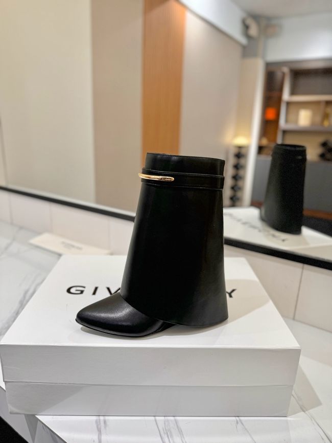 Givenchy Mid-Calf Boots Shiny Calfskin high heels 8.5CM 65260-2 Givenchy Mid-Calf Boots Shiny Calfskin high heels 8.5CM 65260-2