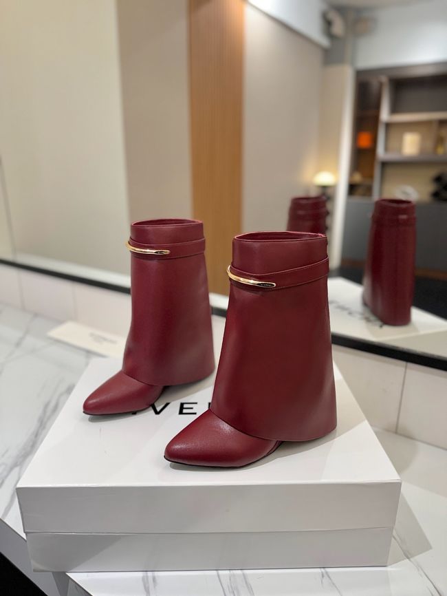 Givenchy Mid-Calf Boots Shiny Calfskin high heels 8.5CM 65260-4 Givenchy Mid-Calf Boots Shiny Calfskin high heels 8.5CM 65260-4