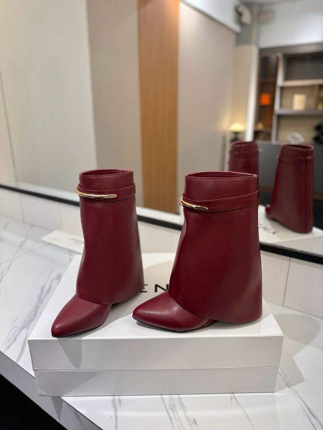 Givenchy Mid-Calf Boots Shiny Calfskin high heels 8.5CM 65260-4 Givenchy Mid-Calf Boots Shiny Calfskin high heels 8.5CM 65260-4