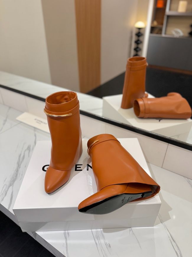 Givenchy Mid-Calf Boots Shiny Calfskin high heels 8.5CM 65260-6 Givenchy Mid-Calf Boots Shiny Calfskin high heels 8.5CM 65260-6