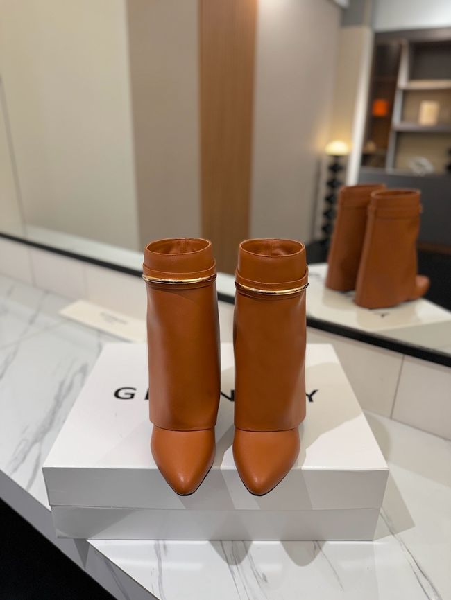 Givenchy Mid-Calf Boots Shiny Calfskin high heels 8.5CM 65260-6 Givenchy Mid-Calf Boots Shiny Calfskin high heels 8.5CM 65260-6