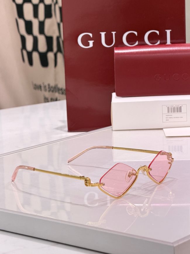 Gucci Sunglasses 821558-5 Gucci Sunglasses 821558-5