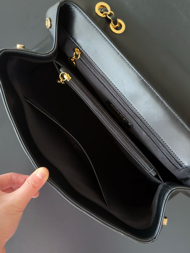 Chanel Large FLAP BAG Grained Calfskin A2215 black Chanel Large FLAP BAG Grained Calfskin A2215 black