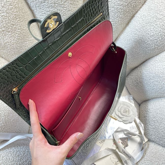 Chanel Crocodile Embossed Maxi Flap bag AS6231 green&gold-Tone Metal Chanel Crocodile Embossed Maxi Flap bag AS6231 green&gold-Tone Metal