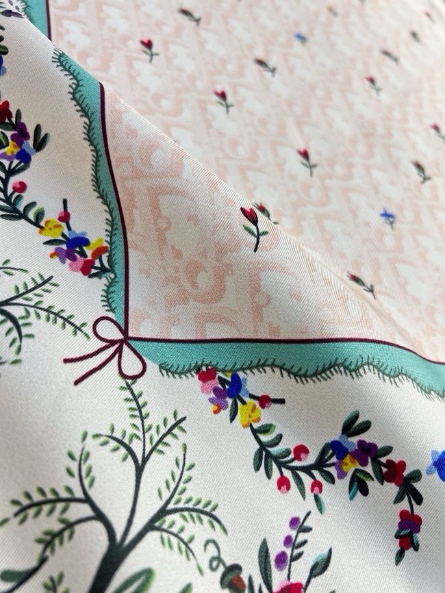 Dior 90 Square Scarf Silk Twill KY200-2 Dior 90 Square Scarf Silk Twill KY200-2