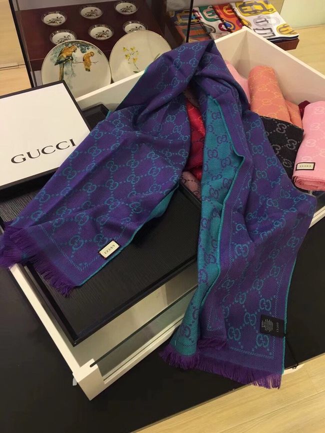 Gucci cashmere scarf 06390-1 Gucci cashmere scarf 06390-1