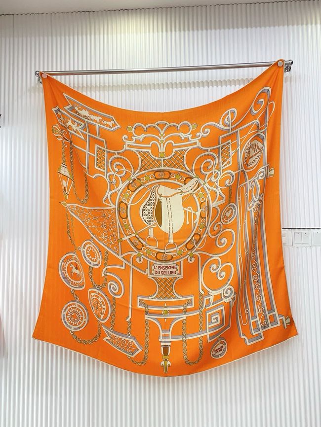 Hermes cashmere Shawl H24437-1 Hermes cashmere Shawl H24437-1