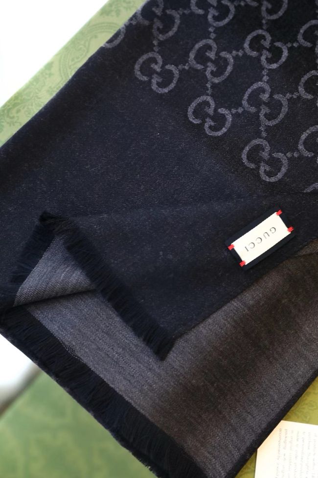 Gucci cashmere scarf 06393-1 Gucci cashmere scarf 06393-1
