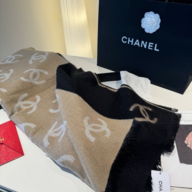 Chanel cashmere scarf B25986-1 Chanel cashmere scarf B25986-1