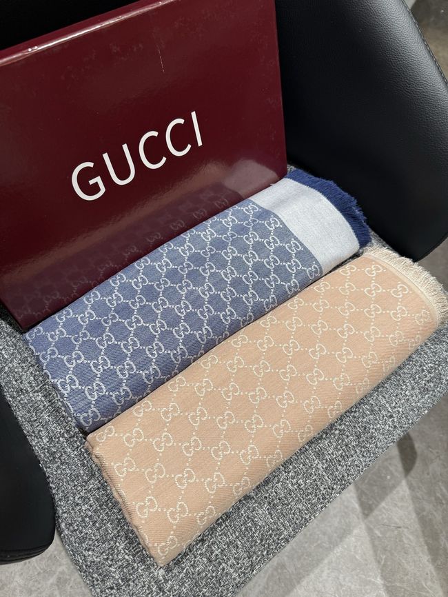 Gucci Printed GG wool silk shawl 873730-2 Gucci Printed GG wool silk shawl 873730-2