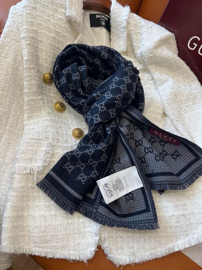 Gucci cashmere scarf 873732-3 Gucci cashmere scarf 873732-3