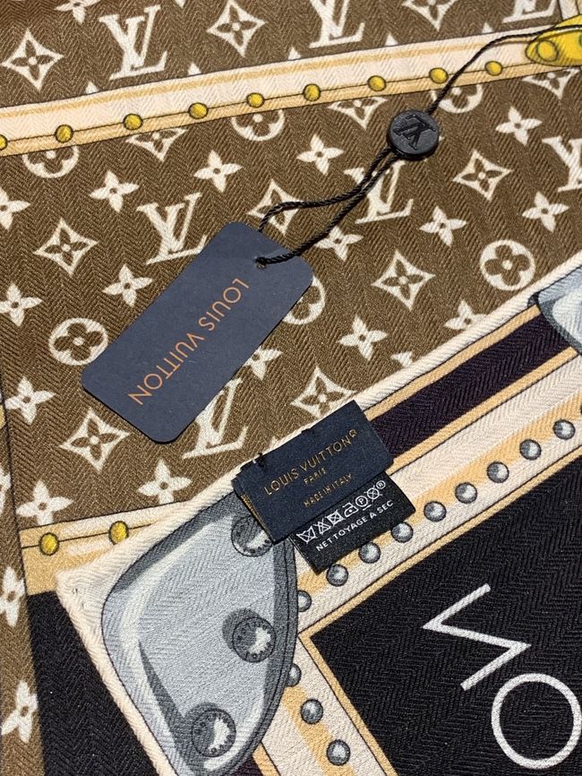 Louis Vuitton Monogram Shine Shawl M98771-1 Louis Vuitton Monogram Shine Shawl M98771-1
