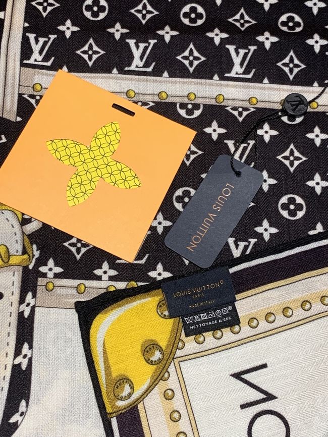 Louis Vuitton Monogram Shine Shawl M98771-2 Louis Vuitton Monogram Shine Shawl M98771-2