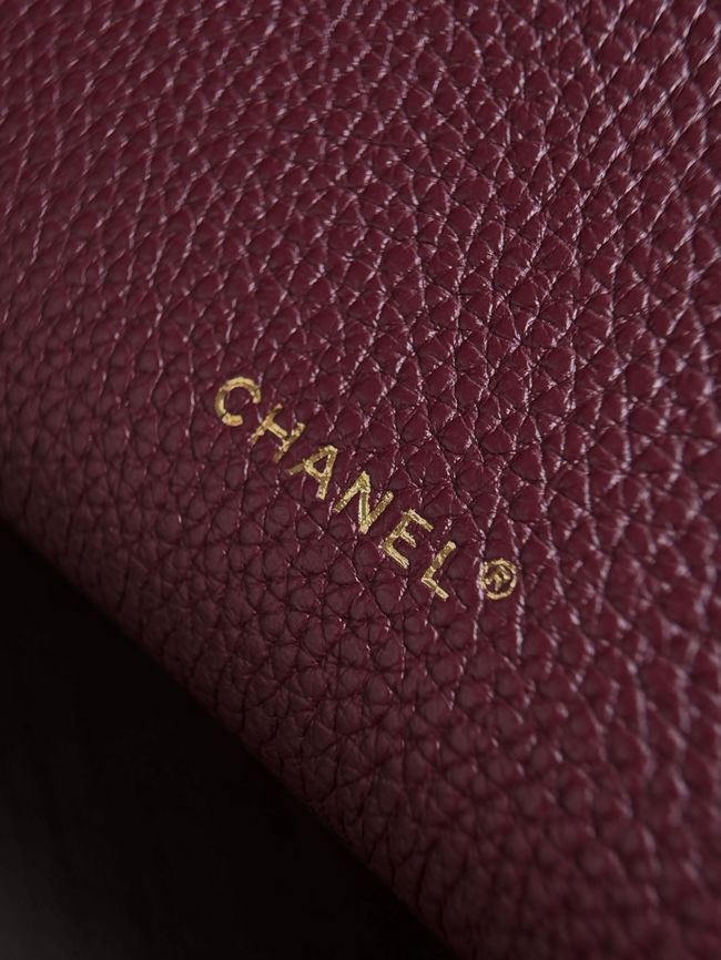 Chanel Large Vanity with chain AS6473 Burgundy Chanel Large Vanity with chain AS6473 Burgundy