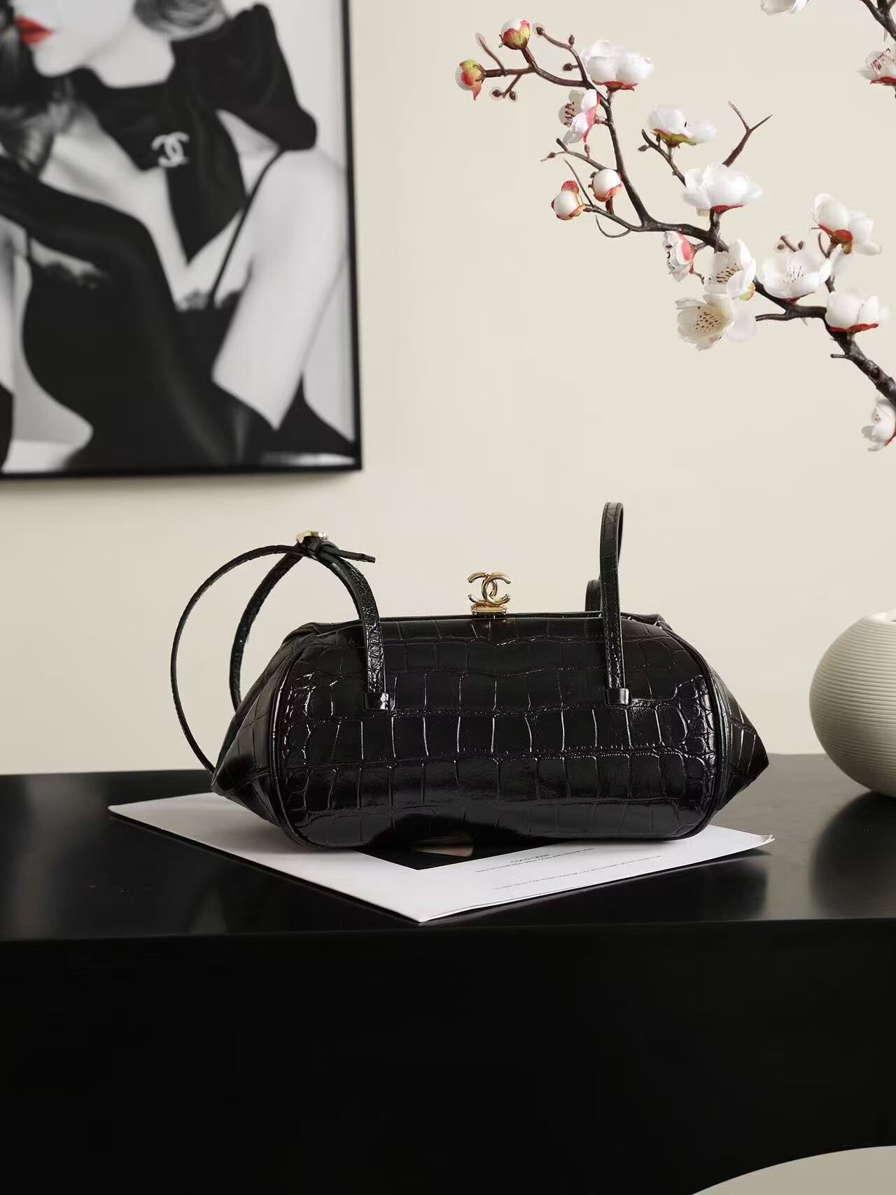 Chanel Clutch With Leather Strap Crocodile Embossed Calfskin & Gold-Tone Metal Black AP5360 Chanel Clutch With Leather Strap Crocodile Embossed Calfskin & Gold-Tone Metal Black AP5360