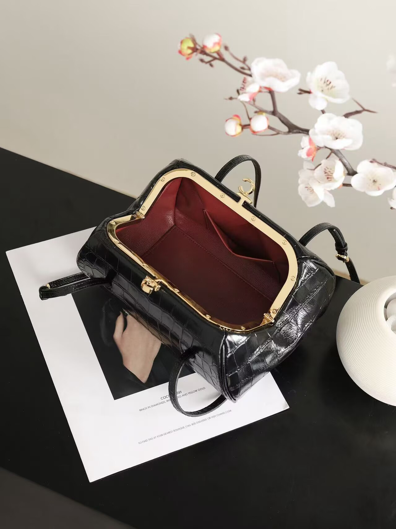 Chanel Clutch With Leather Strap Crocodile Embossed Calfskin & Gold-Tone Metal Black AP5360 Chanel Clutch With Leather Strap Crocodile Embossed Calfskin & Gold-Tone Metal Black AP5360
