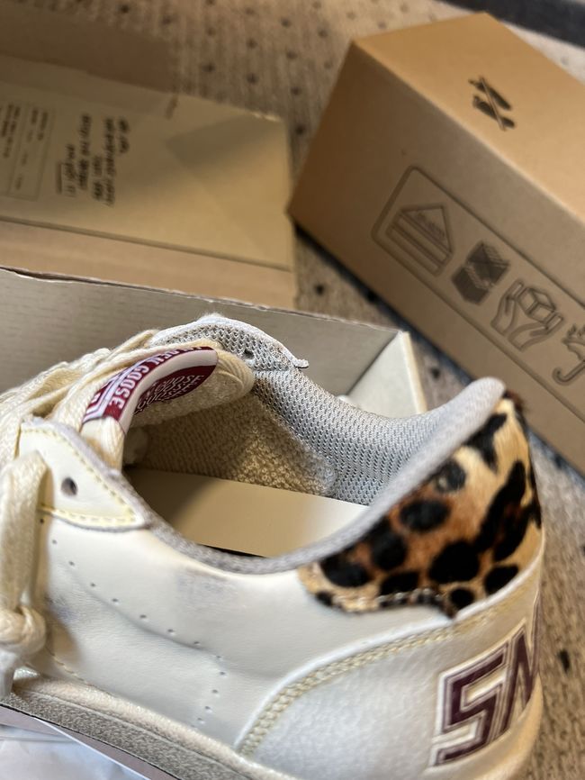 GOLDEN GOOSE DELUXE BRAND flats 65276-11 GOLDEN GOOSE DELUXE BRAND flats 65276-11