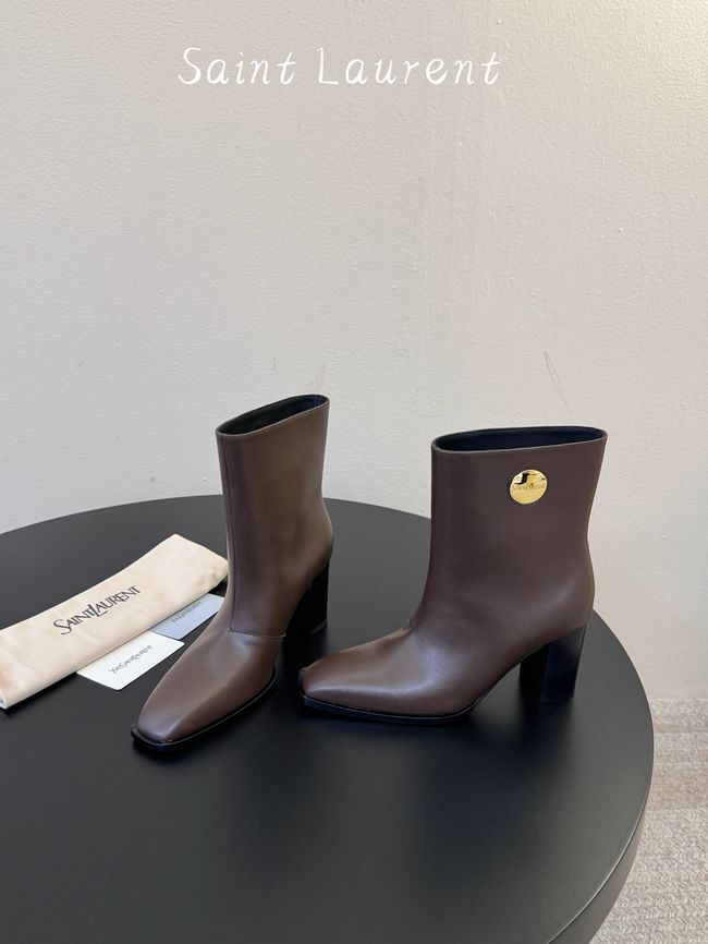 Saint Laurent boots in smooth leather 65282-4 Saint Laurent boots in smooth leather 65282-4