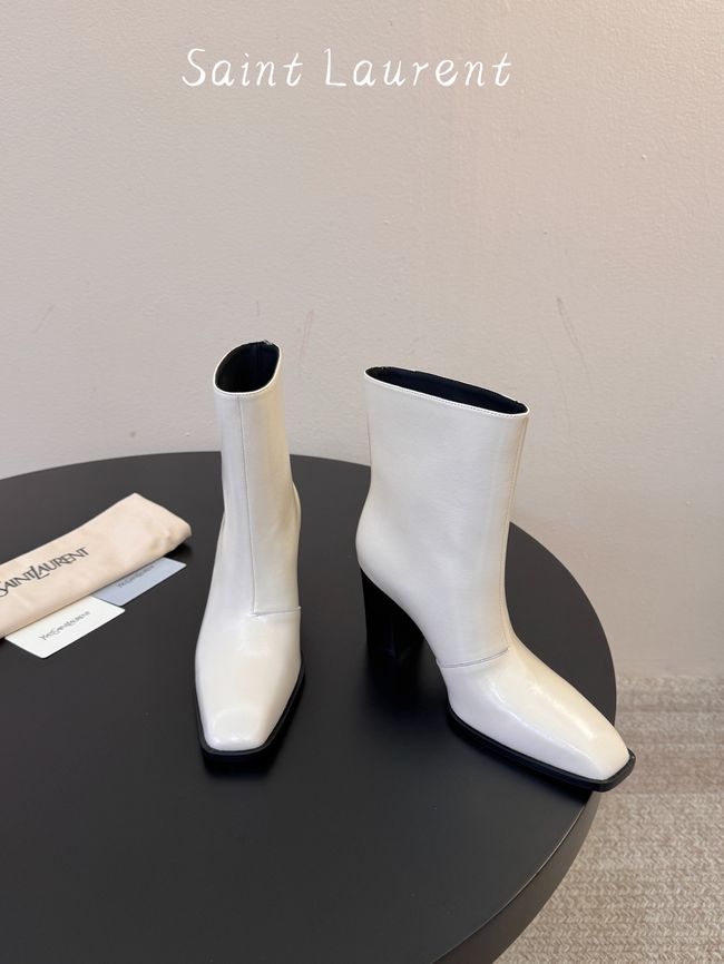 Saint Laurent boots in smooth leather 65282-5 Saint Laurent boots in smooth leather 65282-5