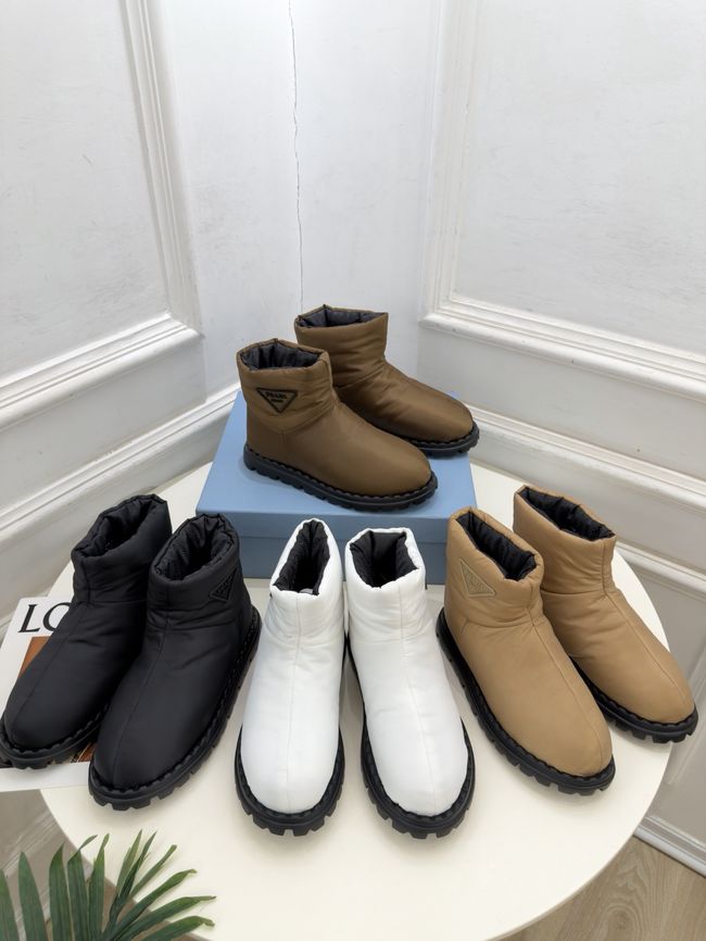 Prada Re-Nylon gabardine apres-ski boots 95396-1 Prada Re-Nylon gabardine apres-ski boots 95396-1