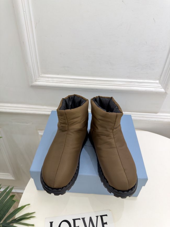 Prada Re-Nylon gabardine apres-ski boots 95396-2 Prada Re-Nylon gabardine apres-ski boots 95396-2