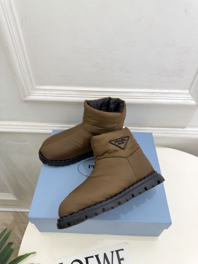 Prada Re-Nylon gabardine apres-ski boots 95396-2 Prada Re-Nylon gabardine apres-ski boots 95396-2