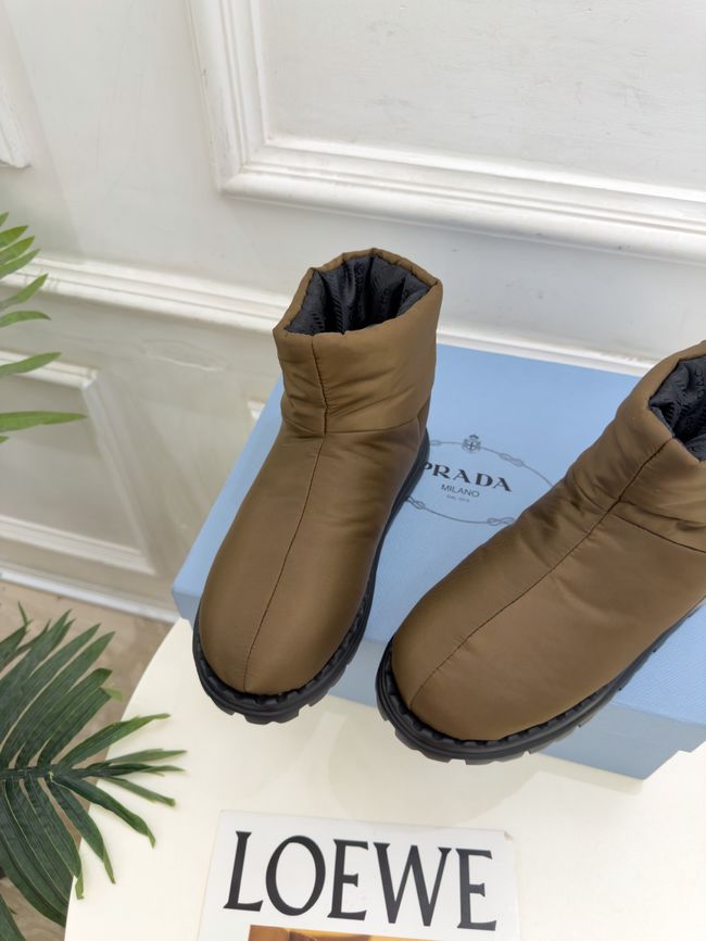 Prada Re-Nylon gabardine apres-ski boots 95396-2 Prada Re-Nylon gabardine apres-ski boots 95396-2