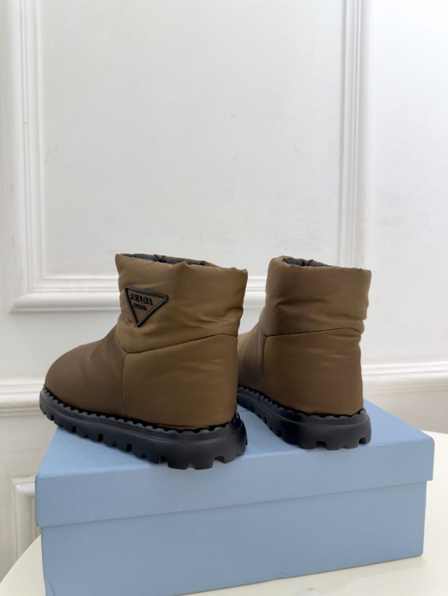 Prada Re-Nylon gabardine apres-ski boots 95396-2 Prada Re-Nylon gabardine apres-ski boots 95396-2