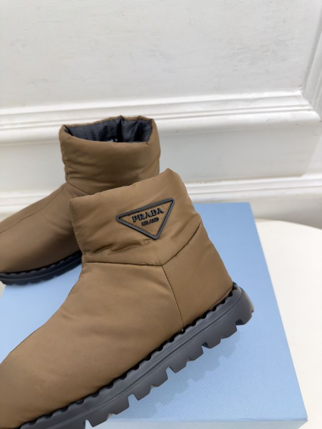 Prada Re-Nylon gabardine apres-ski boots 95396-2 Prada Re-Nylon gabardine apres-ski boots 95396-2