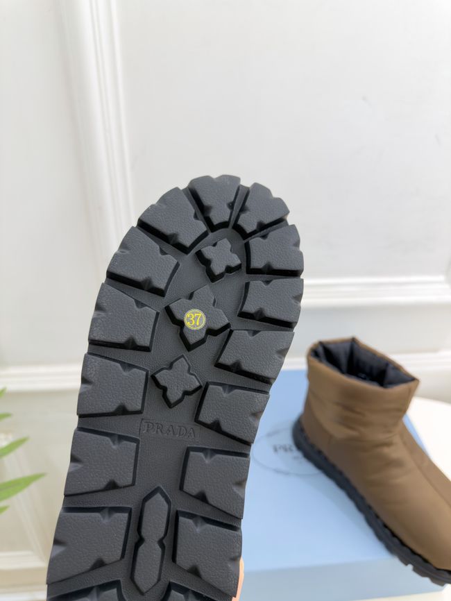 Prada Re-Nylon gabardine apres-ski boots 95396-2 Prada Re-Nylon gabardine apres-ski boots 95396-2