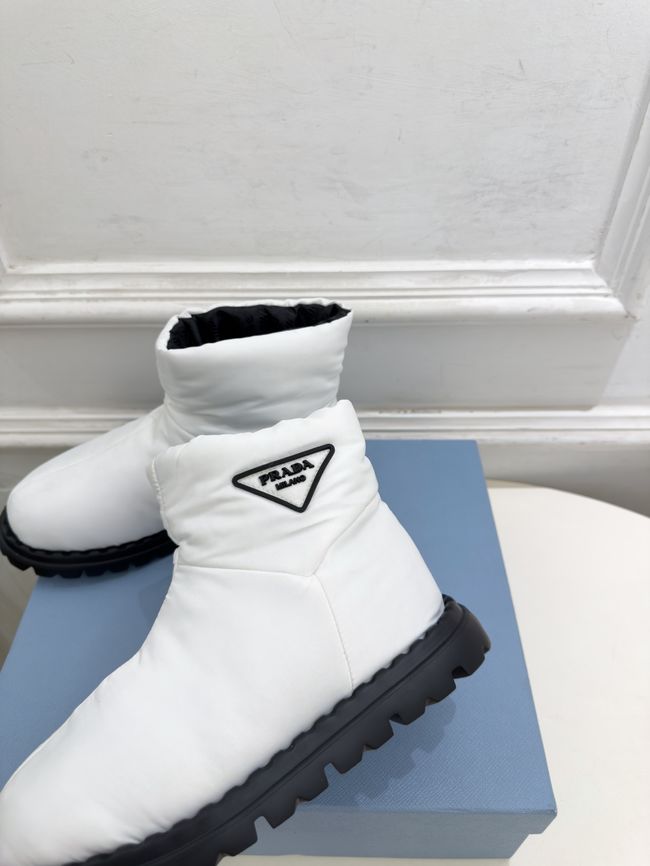 Prada Re-Nylon gabardine apres-ski boots 95396-3 Prada Re-Nylon gabardine apres-ski boots 95396-3