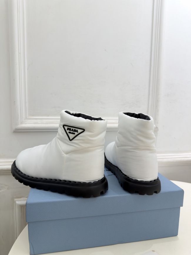 Prada Re-Nylon gabardine apres-ski boots 95396-3 Prada Re-Nylon gabardine apres-ski boots 95396-3