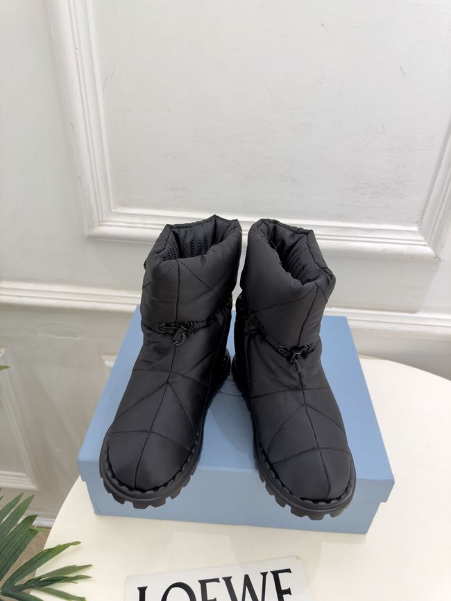 Prada Re-Nylon gabardine apres-ski boots 95397-2 Prada Re-Nylon gabardine apres-ski boots 95397-2