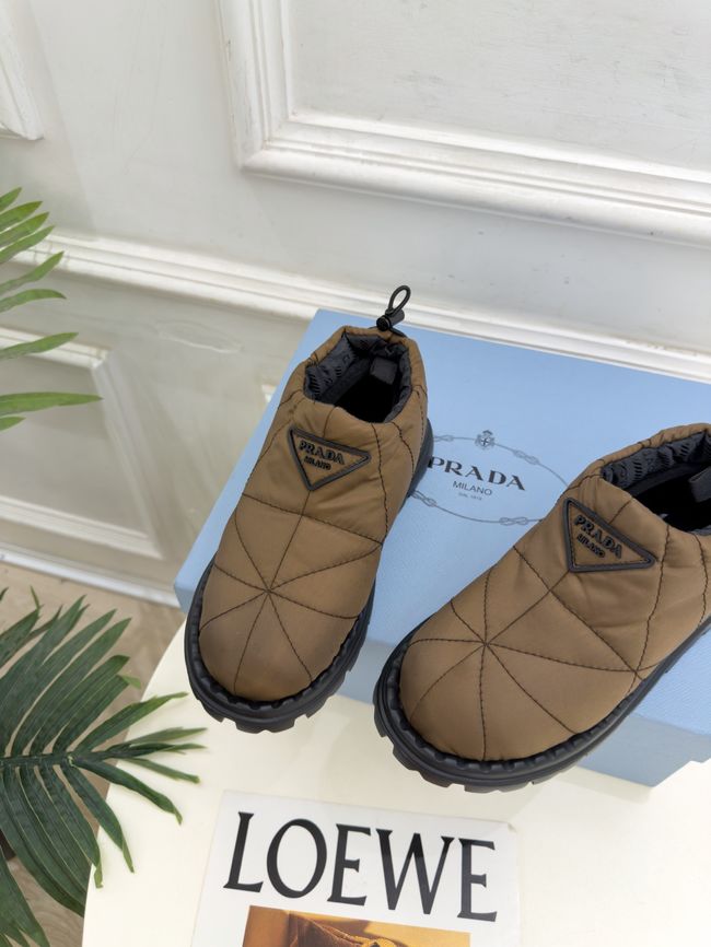 Prada Re-Nylon gabardine apres-ski boots 95398-1 Prada Re-Nylon gabardine apres-ski boots 95398-1