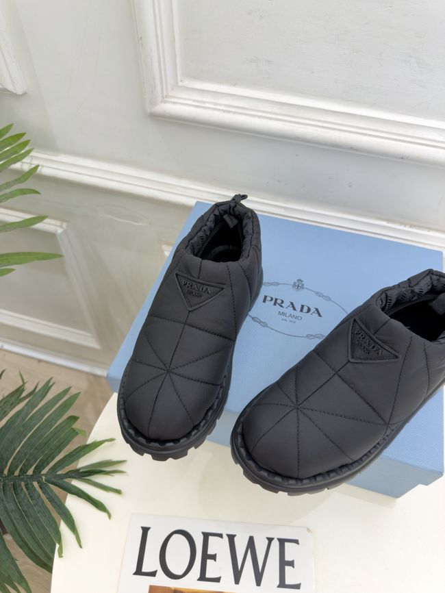 Prada Re-Nylon gabardine apres-ski boots 95398-3 Prada Re-Nylon gabardine apres-ski boots 95398-3