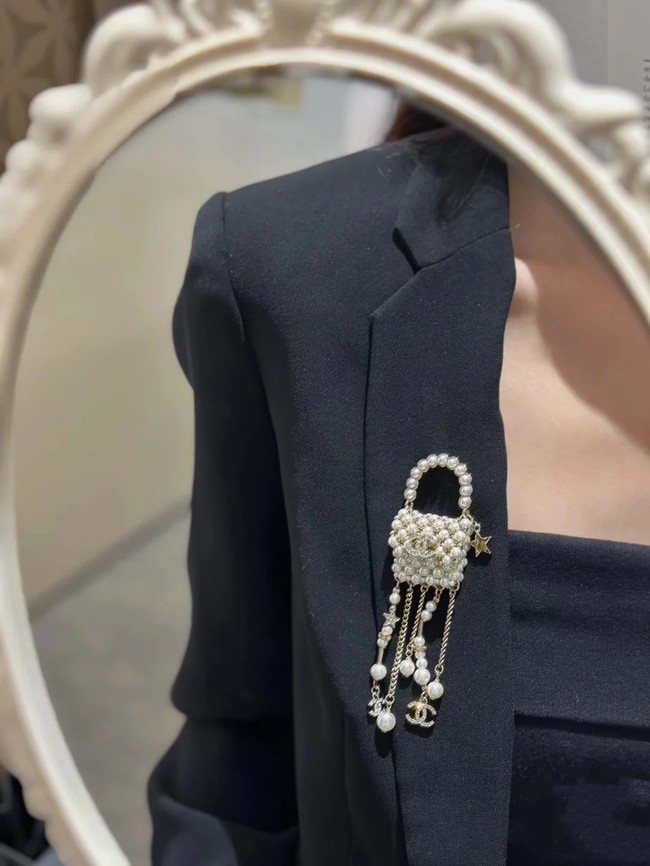 Chanel brooch CE89982 Chanel brooch CE89982