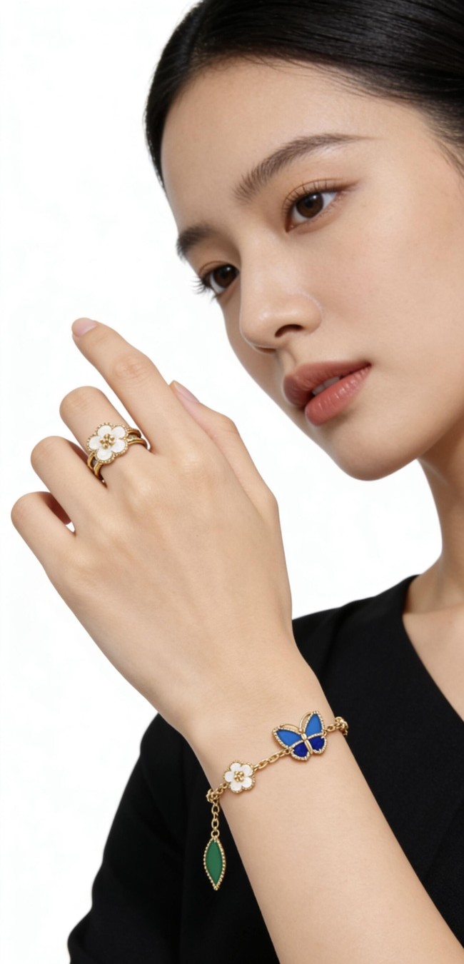 Van Cleef & Arpels Bracelet CE89977 Van Cleef & Arpels Bracelet CE89977