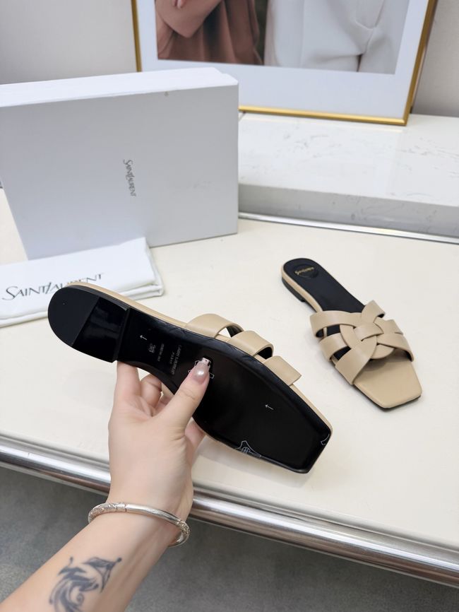Saint Laurent tribute SANDALS in smooth leather 875936-3