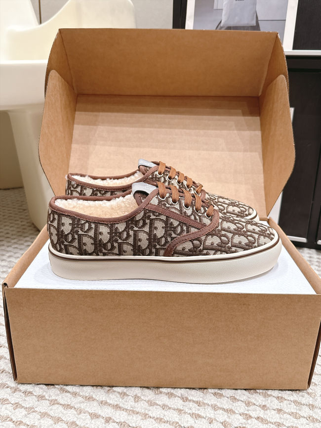 Walk Dior Sneaker Oblique Embroidered Mesh KCK537-2 Walk Dior Sneaker Oblique Embroidered Mesh KCK537-2