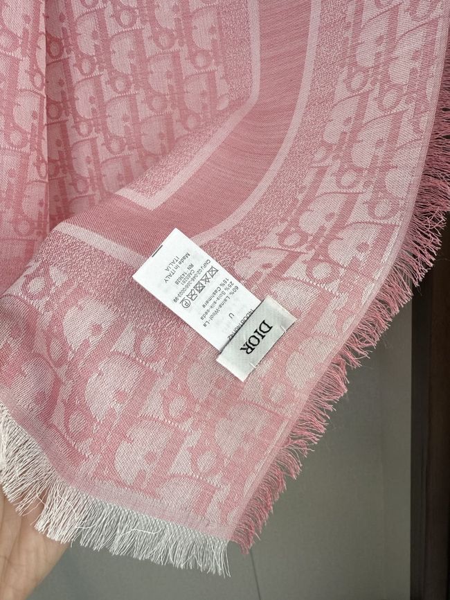 Dior Oblique Shawl Wool and Silk Jacquard I1058-1 Dior Oblique Shawl Wool and Silk Jacquard I1058-1