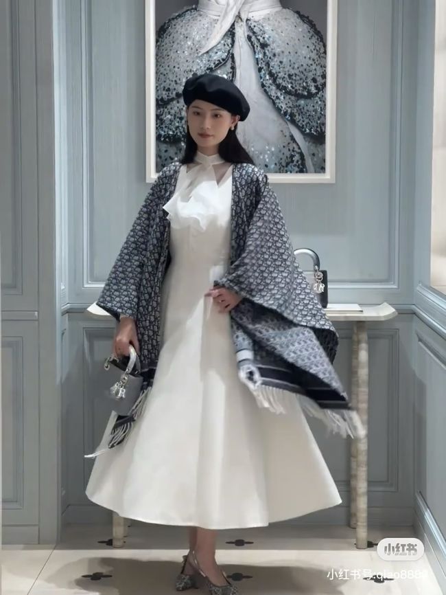 Dior Oblique Shawl Wool and Silk Jacquard I1059