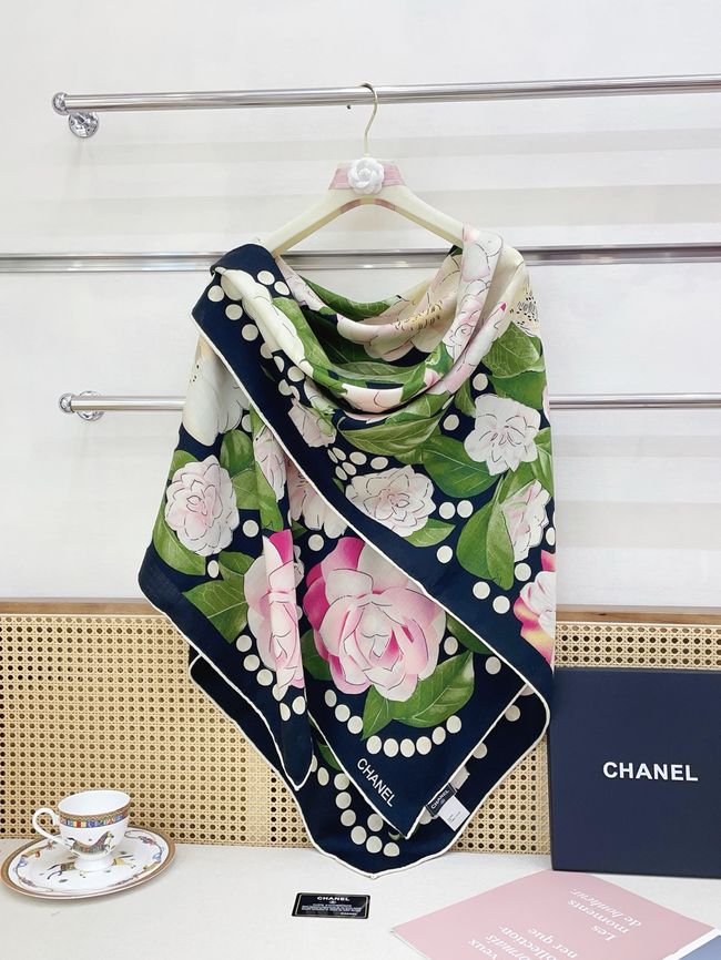 Chanel Wool and Silk Shawl AAC490-1 Chanel Wool and Silk Shawl AAC490-1