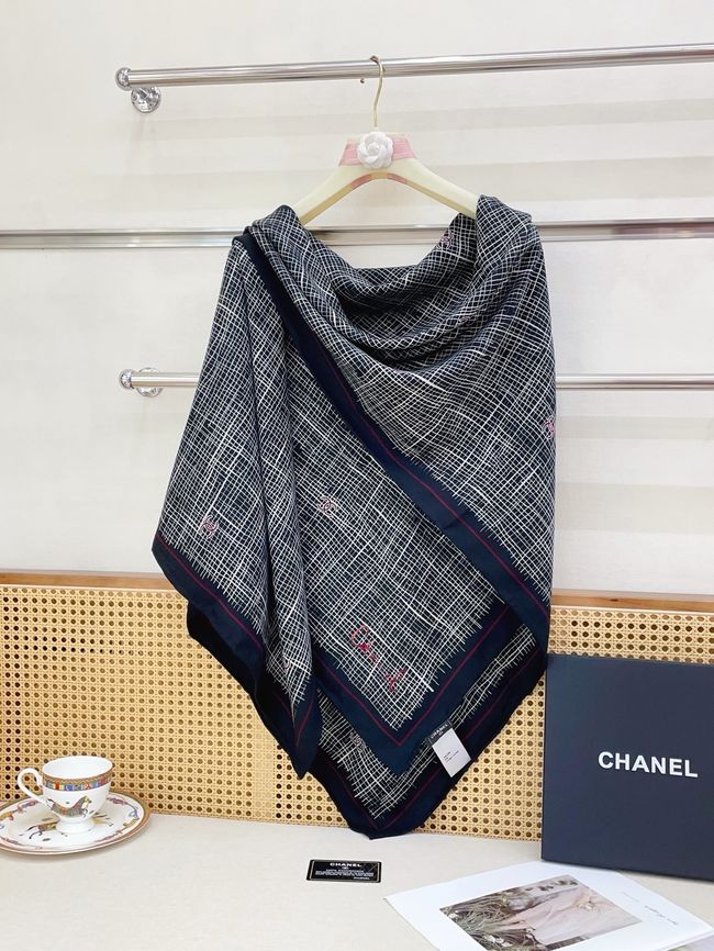 Chanel Wool and Silk Shawl AAC491-2