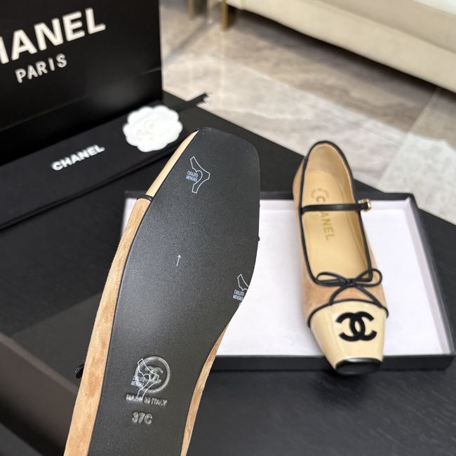 Chanel Mary Janes G47640-1